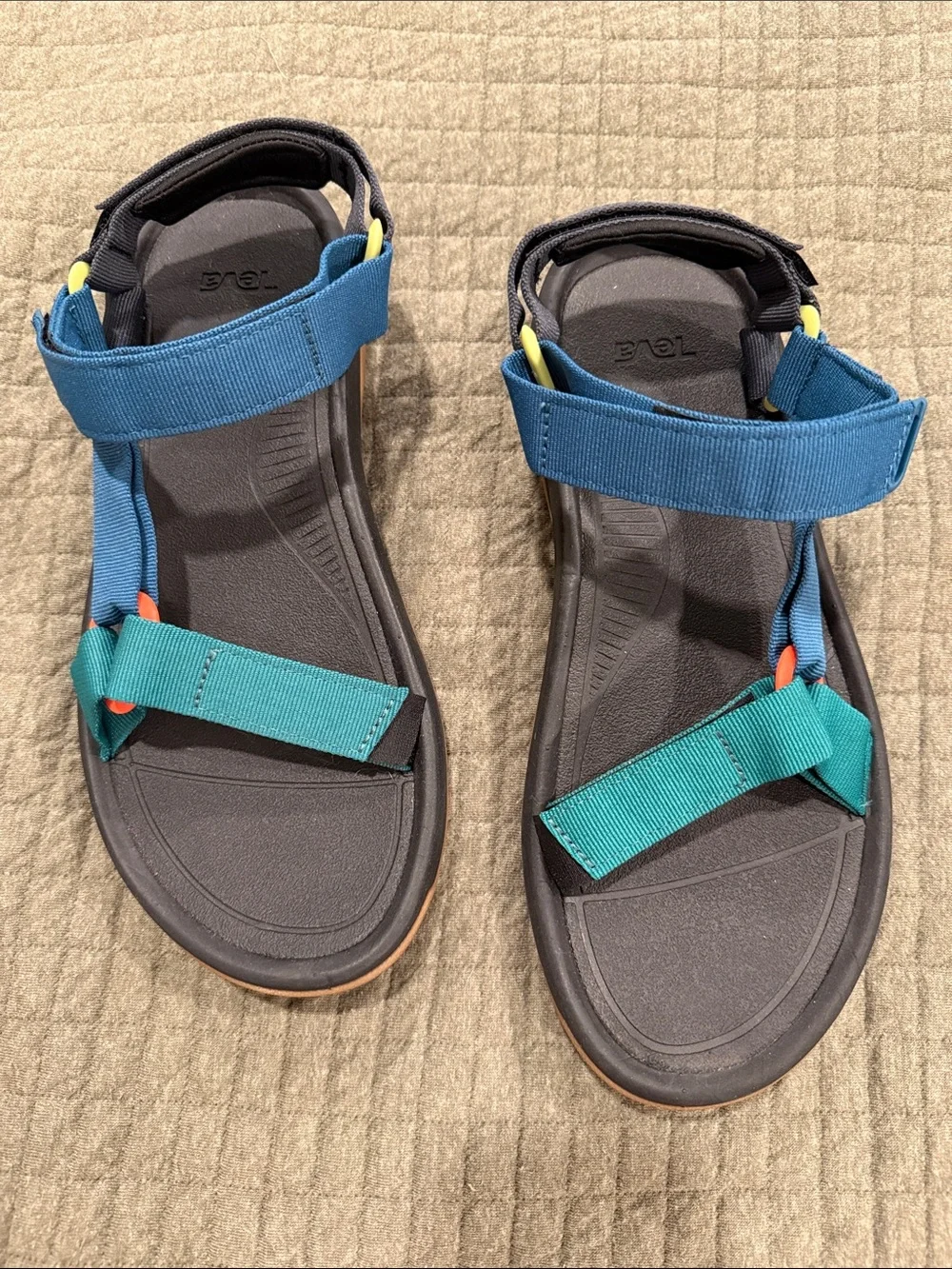 Teva Hurricane XLT2  Blue and Teal Sport Sandals with Adjustable Straps Size 11